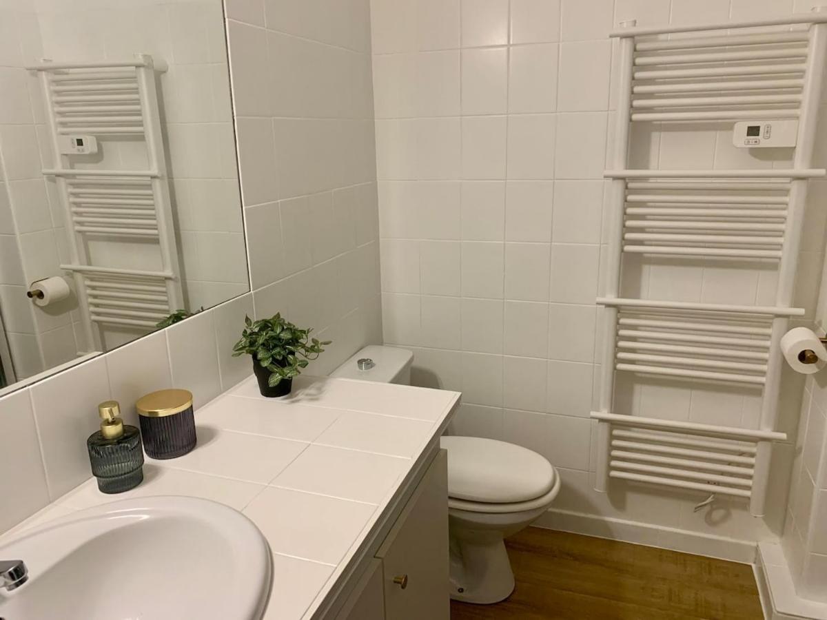 Pyrene Holidays - Heracles - Residence Paisible A 6Mn A Pied Des Thermes Bagnères-de-Bigorre Rom bilde
